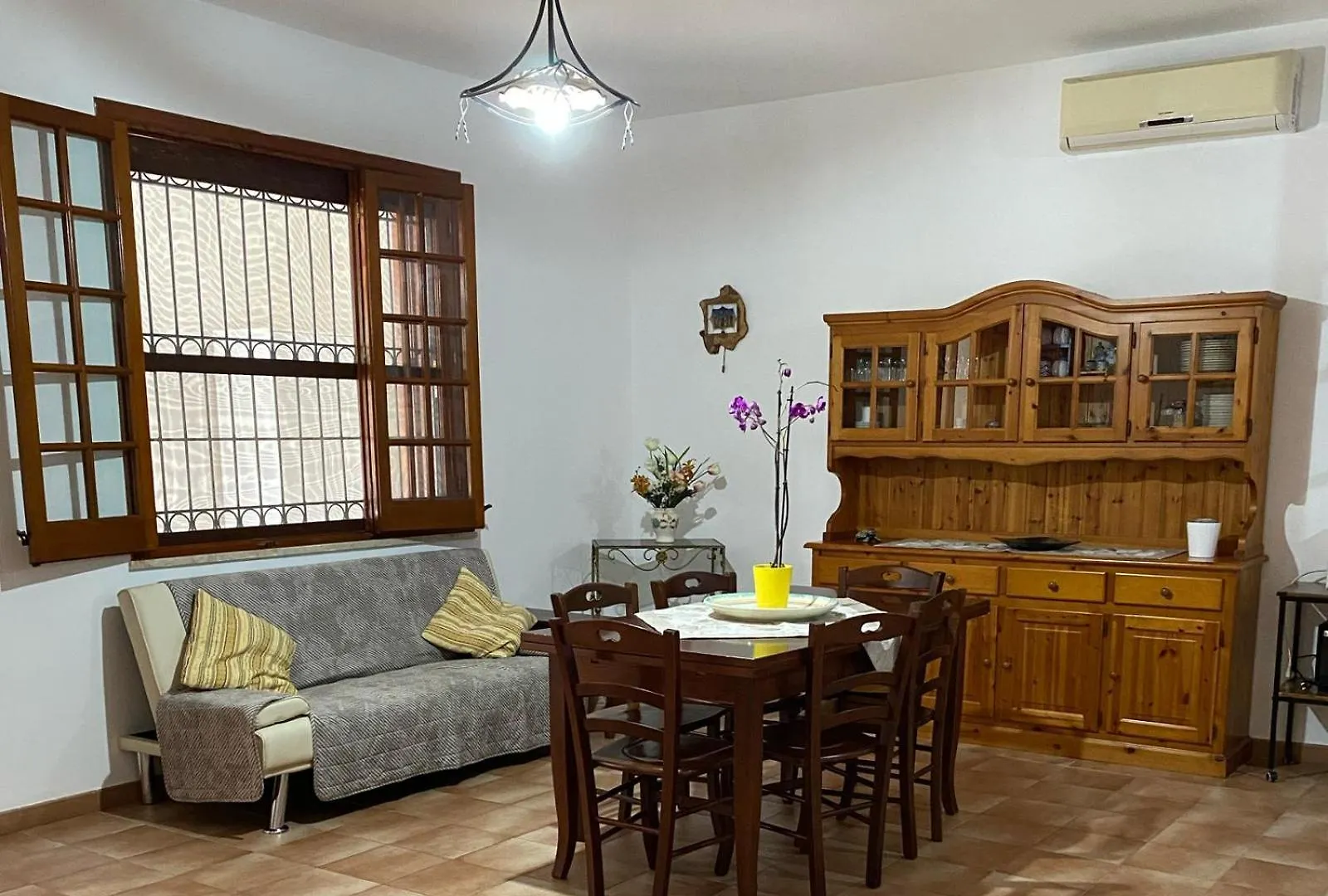 Holiday home Villaverdelago Paceco Italy